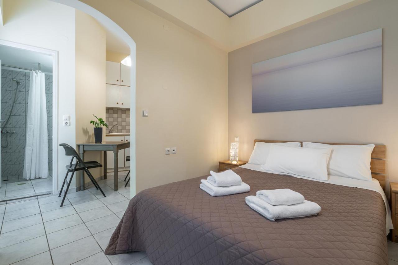 Geana Apartments Chrissi Akti Chania Exterior foto