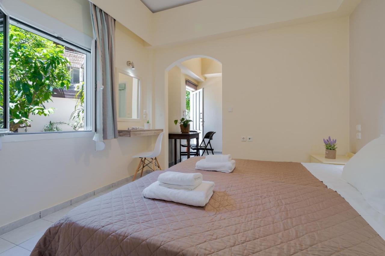 Geana Apartments Chrissi Akti Chania Exterior foto