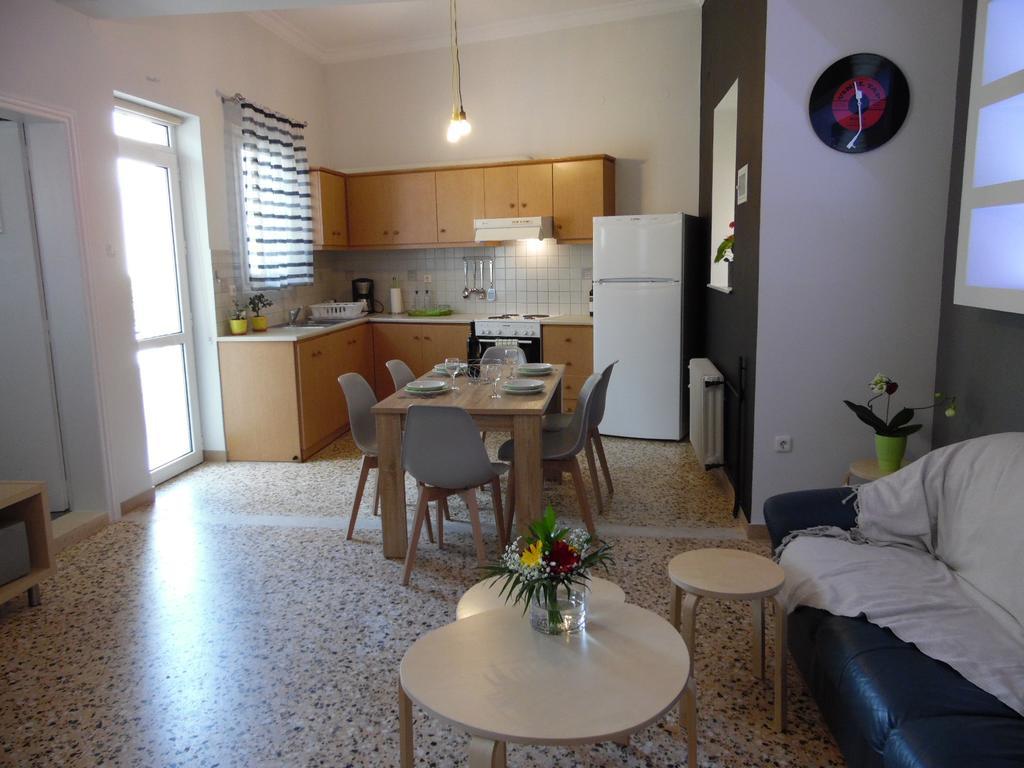 Geana Apartments Chrissi Akti Chania Exterior foto